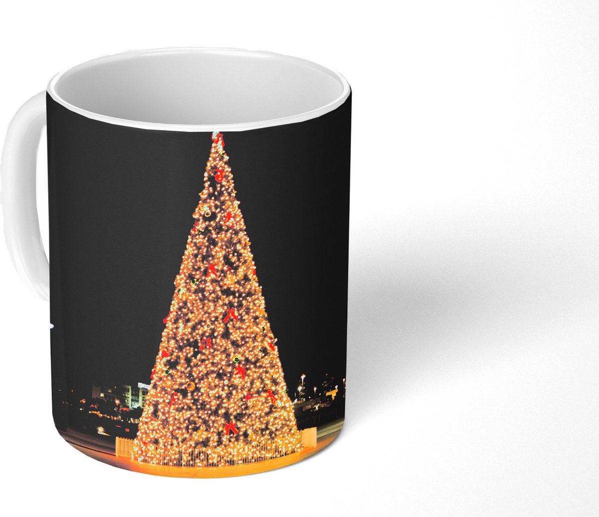 Mok - Koffiemok - Een enorme kerstboom in de Verenigde Staten - Mokken - 350 ML - Beker - Koffiemokken - Theemok