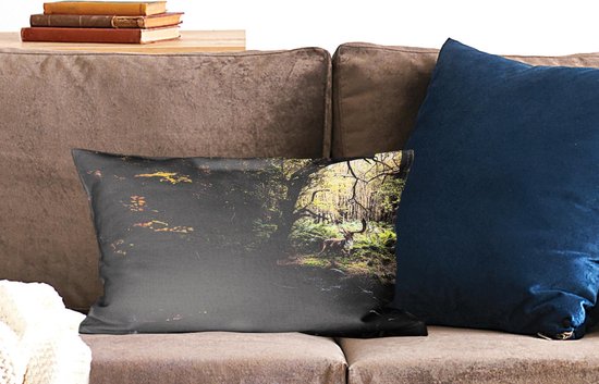 Sierkussen Forest Life pour l'intérieur - Hert in forest - 50x30 cm - coussin intérieur rectangulaire en coton