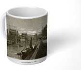 Mok - Een zwart-wit tekening van Buffalo - 350 ML - Beker