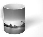 Mok - Uitzicht op de Nederlandse stad Rotterdam - zwart wit - 350 ML - Beker
