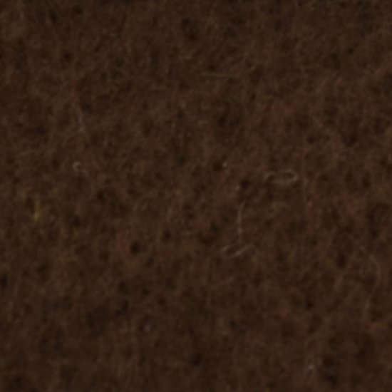Texture détaillée de feutre marron foncé, avec des fibres claires visibles.