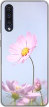 Geschikt voor Samsung Galaxy A30s hoesje - Bloemen - Roze - Buiten - Natuur - Siliconen Telefoonhoesje