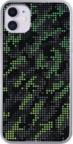 Geschikt voor iPhone 11 hoesje - Camouflage patroon van groene en grijze stippen - Siliconen Telefoonhoesje