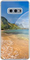 Geschikt voor Samsung Galaxy S10e hoesje - Een mooie regenboog bij Tunnels Beach op Hawaii - Siliconen Telefoonhoesje