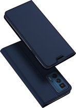 Telefoonhoesje geschikt voor Motorola Edge 20 Pro - Dux Ducis Skin Pro Book Case - Blauw