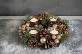 Kerstkrans 26 cm rond gold look met 4 theelichthouders & dennenappels | NFT-85933 | La Galleria