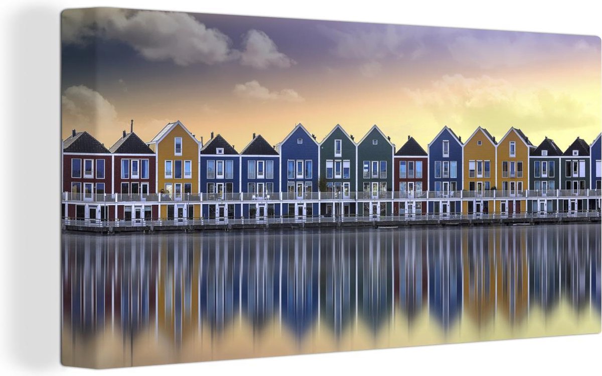 Canvas Schilderij Gekleurde huizen in Nederland Utrecht - 160x80 cm -  Wanddecoratie | bol.com
