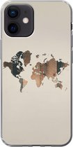 Geschikt voor iPhone 12 hoesje - Wereldkaart -Hout - Plank - Siliconen Telefoonhoesje