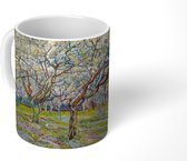 Mok - Koffiemok - Boomgaard in bloei - Vincent van Gogh - Mokken - 350 ML - Beker - Koffiemokken - Theemok