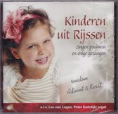 Kinderen uit Rijssen zingen psalmen en enige gezangen rondom Advent en Kerst o.l.v. Leo van Lagen