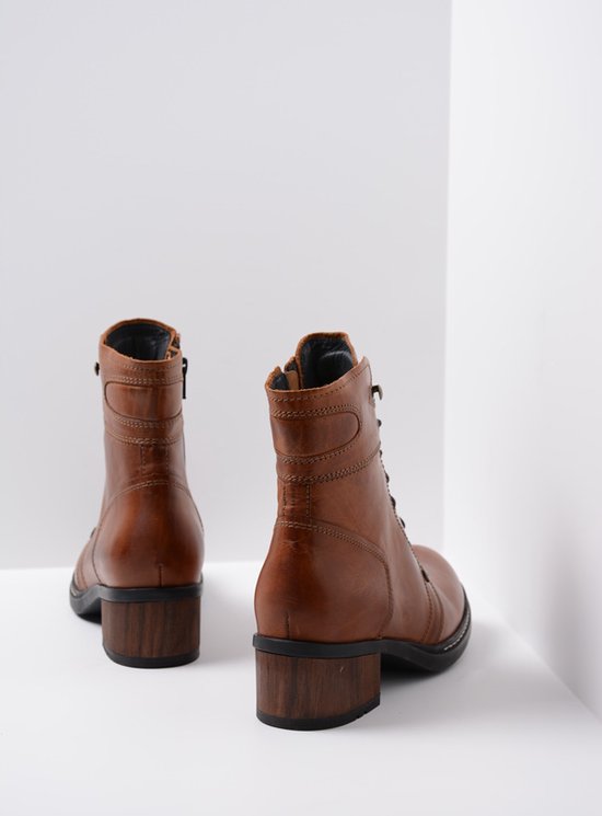 Bottines Pour Femmes Wolky En Cuir Rouge Vin - Taille 42 (UK 8), Talon Bas Bloc, Fermeture Zip, Occasion Très Bon état