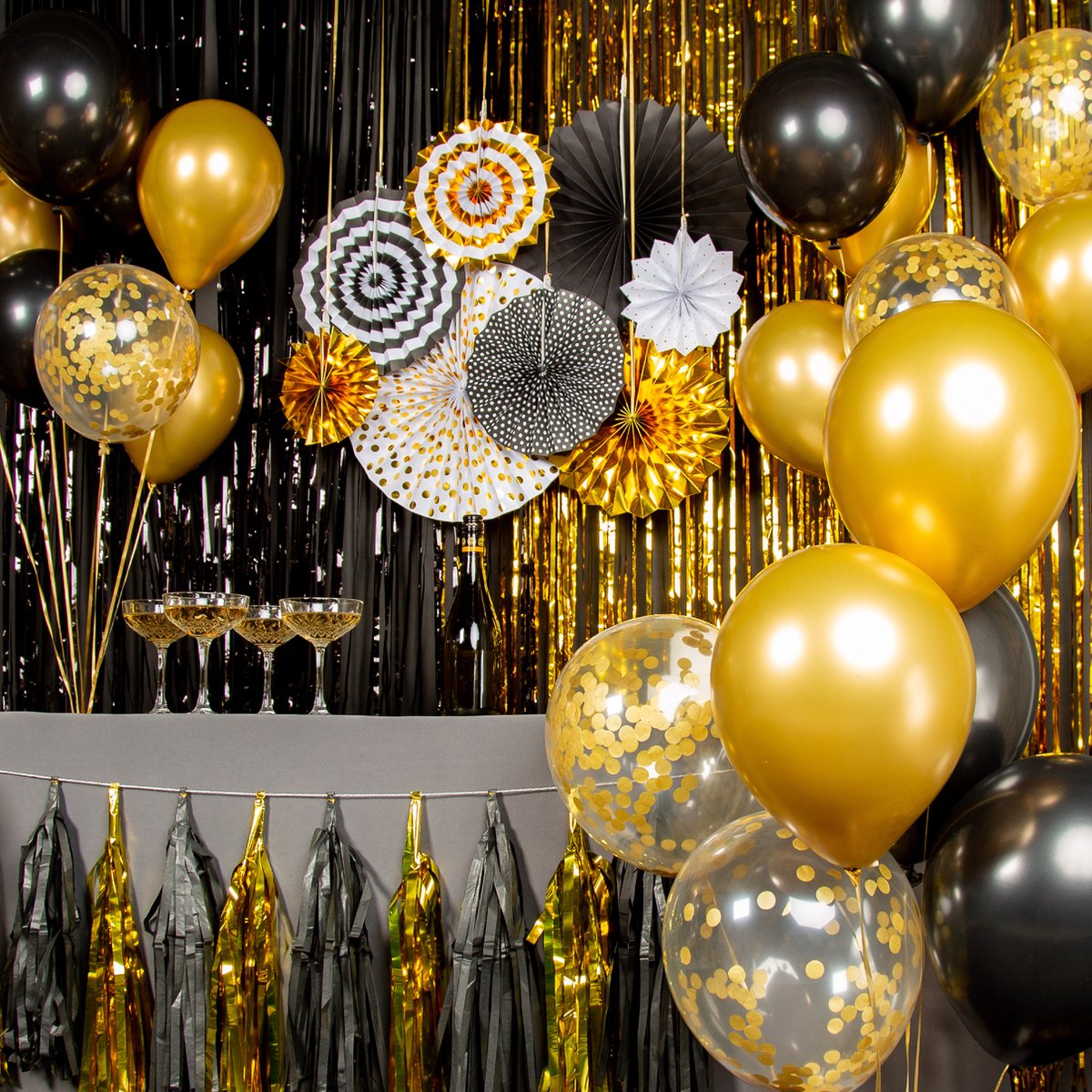 Fissaly 68 stuks Zwart & Goud XL Decoratie Feestpakket Versiering - Gouden Ballonnen & Slingers – Verjaardag Feest, Sarah, Abraham, Bruiloft & Trouwen — afbeelding 4