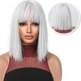 SassyGoods® Zilveren Pruik met Pony Kort - Wig - Pruiken Dames - Kort Haar - Bob - Grijs Zilver - 35 cm