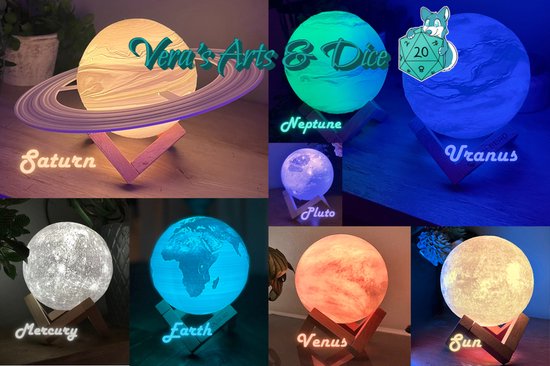 Maan Lamp - Vera's Arts & Dice - 16 Verschillende Kleuren - Planeet Lampen - LED Lamp - Oplaadbaar Dimbaar Stroboscoop Effect Mogelijk Aanraak Gevoelig Afstandsbediening - 3D Print Handmade - Lampen Verlichting Sfeerverlichting - Slaapkamer Woonkamer van Vera's Arts & Dice — afbeelding 2