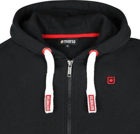 Zwarte Riverso hoodie met capuchon, rits en witte koorden met rode letters.