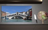Inductieplaat Beschermer - Blauwe Lucht boven Rialto Brug in Venetië, Italië - 95x52 cm - 2 mm Dik - Inductie Beschermer - Bescherming Inductiekookplaat - Kookplaat Beschermer van Zwart Vinyl