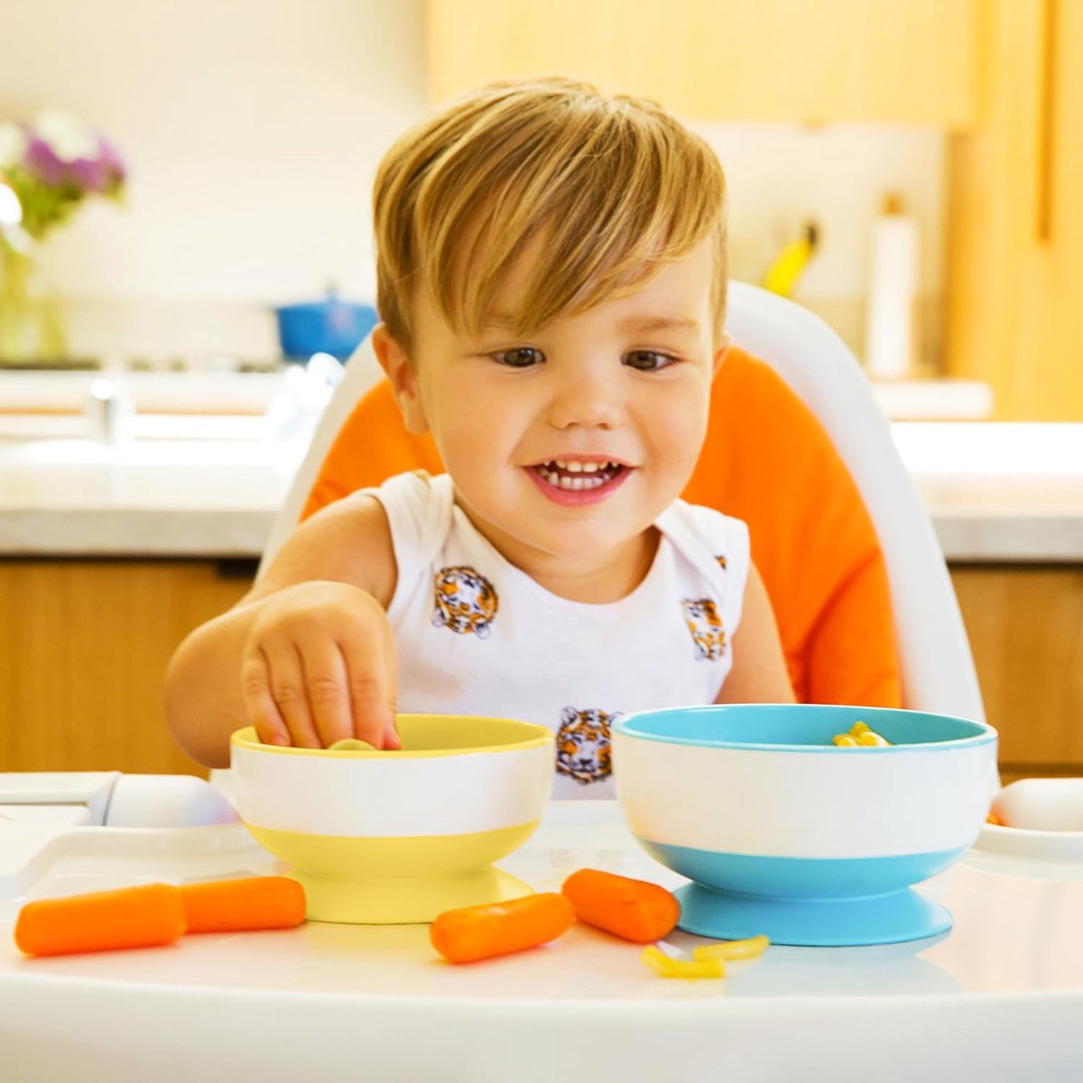 Munchkin Kommetjes met Zuignap - Suction Bowls - Per 3 Stuks - Vaatwasser en Magnetronbestendig - Vanaf 6 Maanden - Geel/Groen/Blauw – foto 3