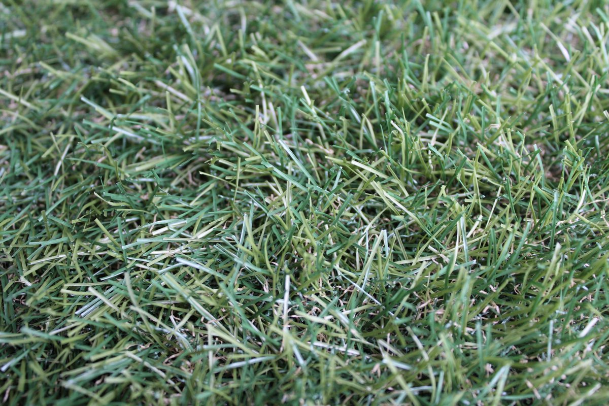 Nibashop kunstgras - 35mm - 1x3m² - hoogwaardig kunstgras - uv bestendig - voor binnen, buiten en balkon - grastapijt