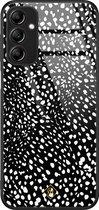 Casimoda® hoesje - Geschikt voor Samsung Galaxy A14 5G - Black Dots - Luxe Hard Case Zwart - Backcover telefoonhoesje - Zwart
