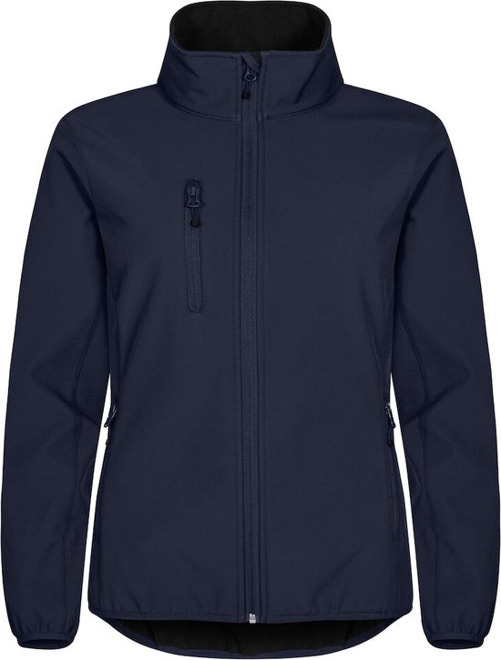 Donkerblauwe softshell jas, voorkant met rits, borstzak en hoge kraag.