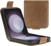 Rosso Element Book Case Wallet Hoesje Geschikt voor Samsung Galaxy Z Flip 5 | Portemonnee | 3 Pasjes | Magneetsluiting | Stand Functie | Bruin