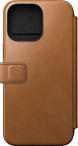 Nomad Modern Leather Folio - Book cover hoesje voor iPhone 15 Pro MAx - Nomad leder - Geschikt voor MagSafe en draadloos opladen - English Tan