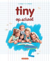 Tiny 1 - Op school