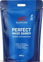 XXL Nutrition - Perfect Mass Gainer - Weight Gainer Supplement - Whey Concentraat Eiwit, Complexe Koolhydraten en Vitamines & Mineralen - Supplement - Yoghurt Raspberry - 5000 gram