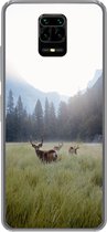 Geschikt voor Xiaomi Redmi Note 10 Lite hoesje - Bos - Herten - Mist - Siliconen Telefoonhoesje
