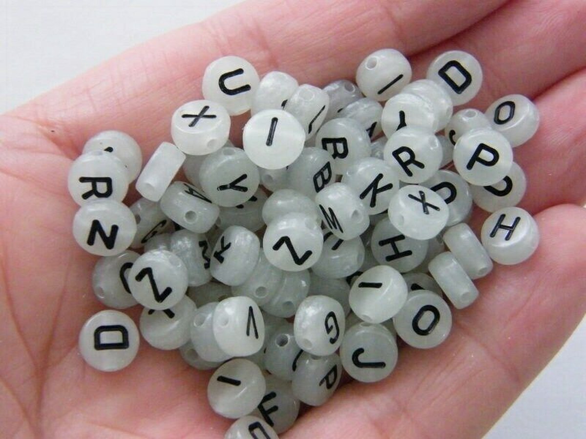 Behave Letterkralen Set - Glow in the Dark - Acryl - Kralen - Alfabet Kralen - Bedels - 7mm - 624 Stuks — afbeelding 8