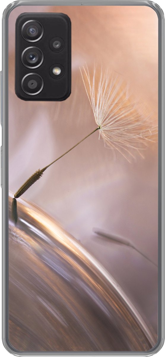 Telefoonhoesje Geschikt voor Samsung Galaxy A33 5G hoesje - Paardenbloem zaden - Abstract - Lucht - Siliconen Telefoonhoesje Telefoonhoesje