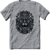 Leeuw - Dieren Mandala T-Shirt | Blauw | Grappig Verjaardag Zentangle Dierenkop Cadeau Shirt | Dames - Heren - Unisex | Wildlife Tshirt Kleding Kado | - Donker Grijs - Gemaleerd -