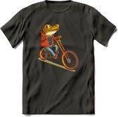 Biker kikker T-Shirt Grappig | Dieren reptiel Kleding Kado Heren / Dames | Animal Skateboard Cadeau shirt - Donker Grijs - XL