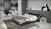 Gestoffeerd bed 140 x 200 cm LED leder look