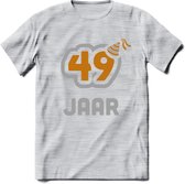 49 Jaar Feest T-Shirt | Goud - Zilver | Grappig Verjaardag Cadeau Shirt | Dames - Heren - Unisex | Tshirt Kleding Kado | - Licht Grijs - Gemaleerd - S