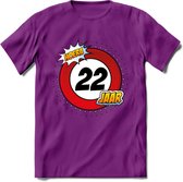 22 Jaar Hoera Verkeersbord T-Shirt | Grappig Verjaardag Cadeau | Dames - Heren | - Paars - M