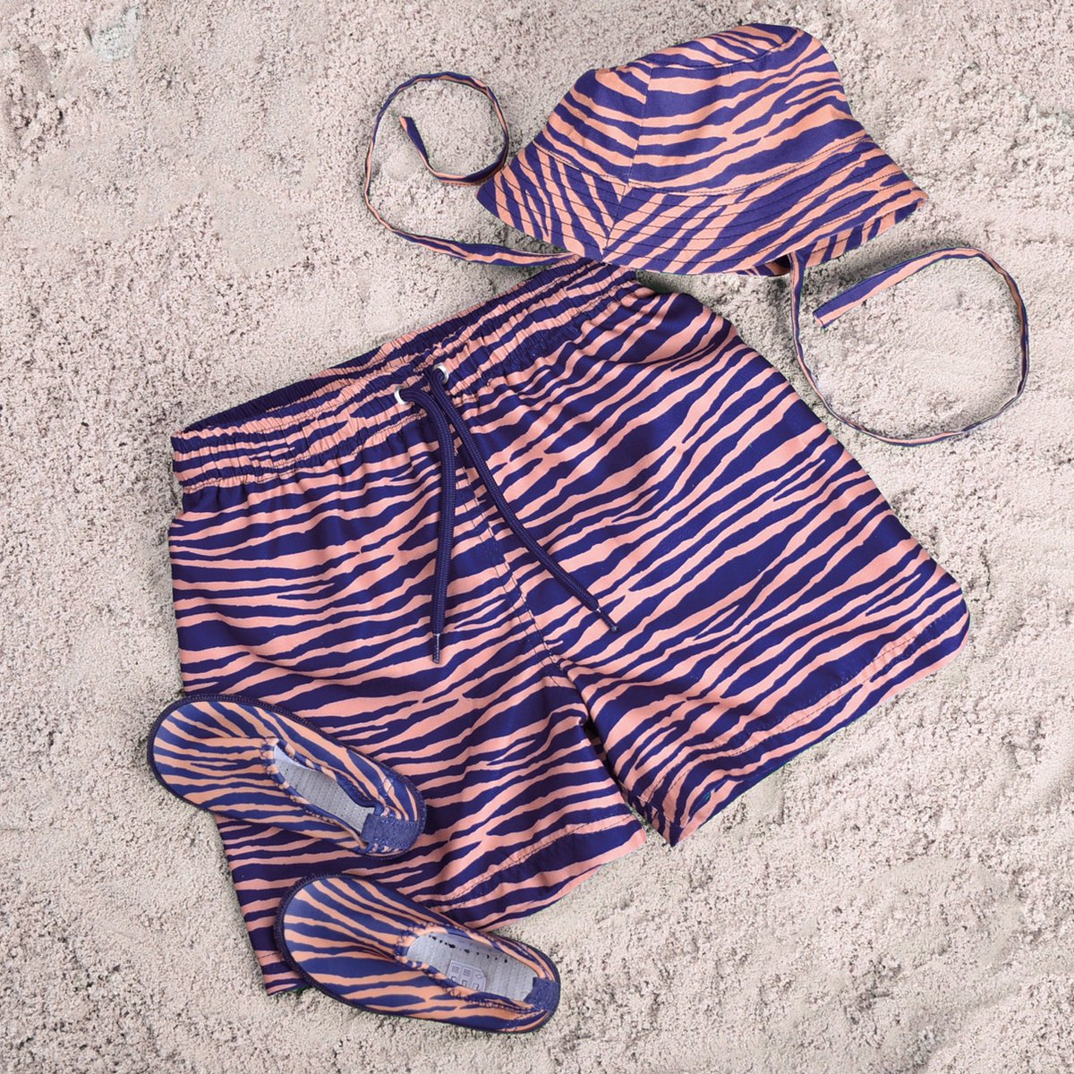 Swim Essentials Zwembroek - Blauw/Oranje - Vibrant Stripes - 134/140