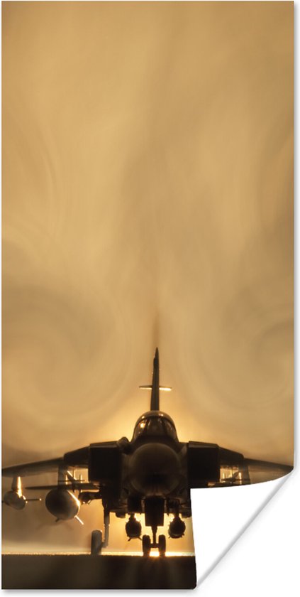 Poster Een straaljager bij een tornado - 40x80 cm