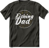 Fishing Dad - Vissen T-Shirt | Geel | Grappig Verjaardag Vis Hobby Cadeau Shirt | Dames - Heren - Unisex | Tshirt Hengelsport Kleding Kado - Donker Grijs - L