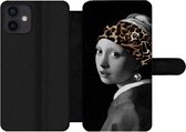 Bookcase Geschikt voor iPhone 12 Mini telefoonhoesje - Meisje met de print - Panterprint - Zwart - Wit - Met vakjes - Wallet case met magneetsluiting