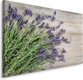 Schilderij - Lavendel op rustiek hout (print op canvas), premium print