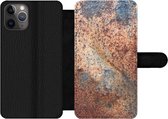 Bookcase Geschikt voor iPhone 11 Pro Max telefoonhoesje - Roest print - Grijs - IJzer - Met vakjes - Wallet case met magneetsluiting