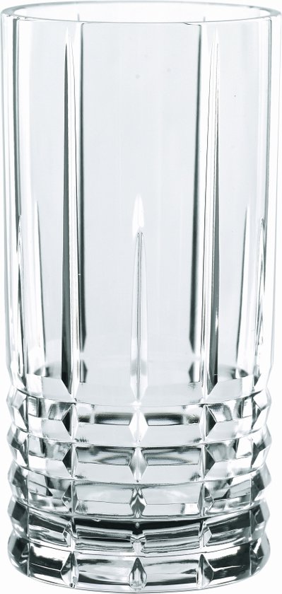 Hoog glas met verticale ribbels aan de bovenkant en een geometrisch patroon aan de onderkant.