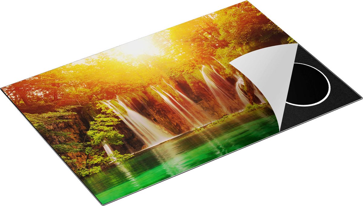 Chefcare Inductie Beschermer Watervallen bij het Groene Meer met Zon - 80x55 cm - Afdekplaat Inductie - Kookplaat Beschermer - Inductie Mat