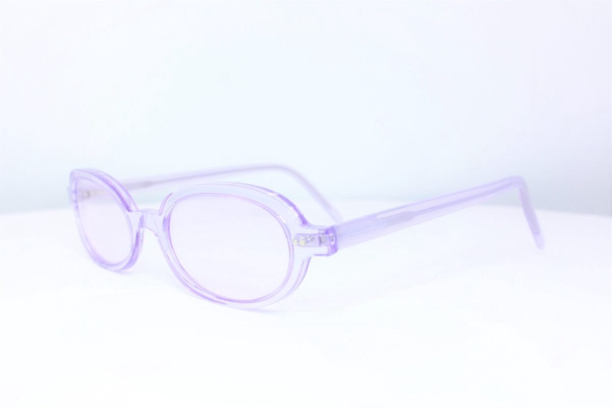 Flore Eyewear Model Holly lilac