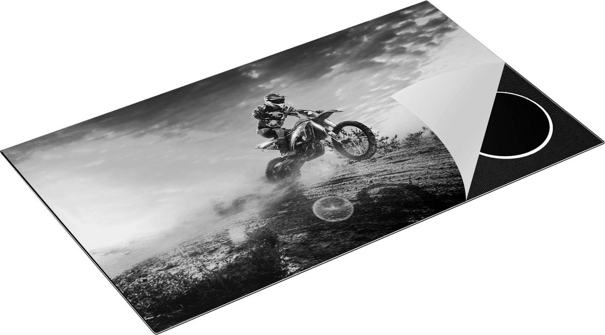 Chefcare Inductie Beschermer Motorcross op een Heuvel bij Zonsondergang - Zwart Wit - 90x50 cm - Afdekplaat Inductie - Kookplaat Beschermer - Inductie Mat
