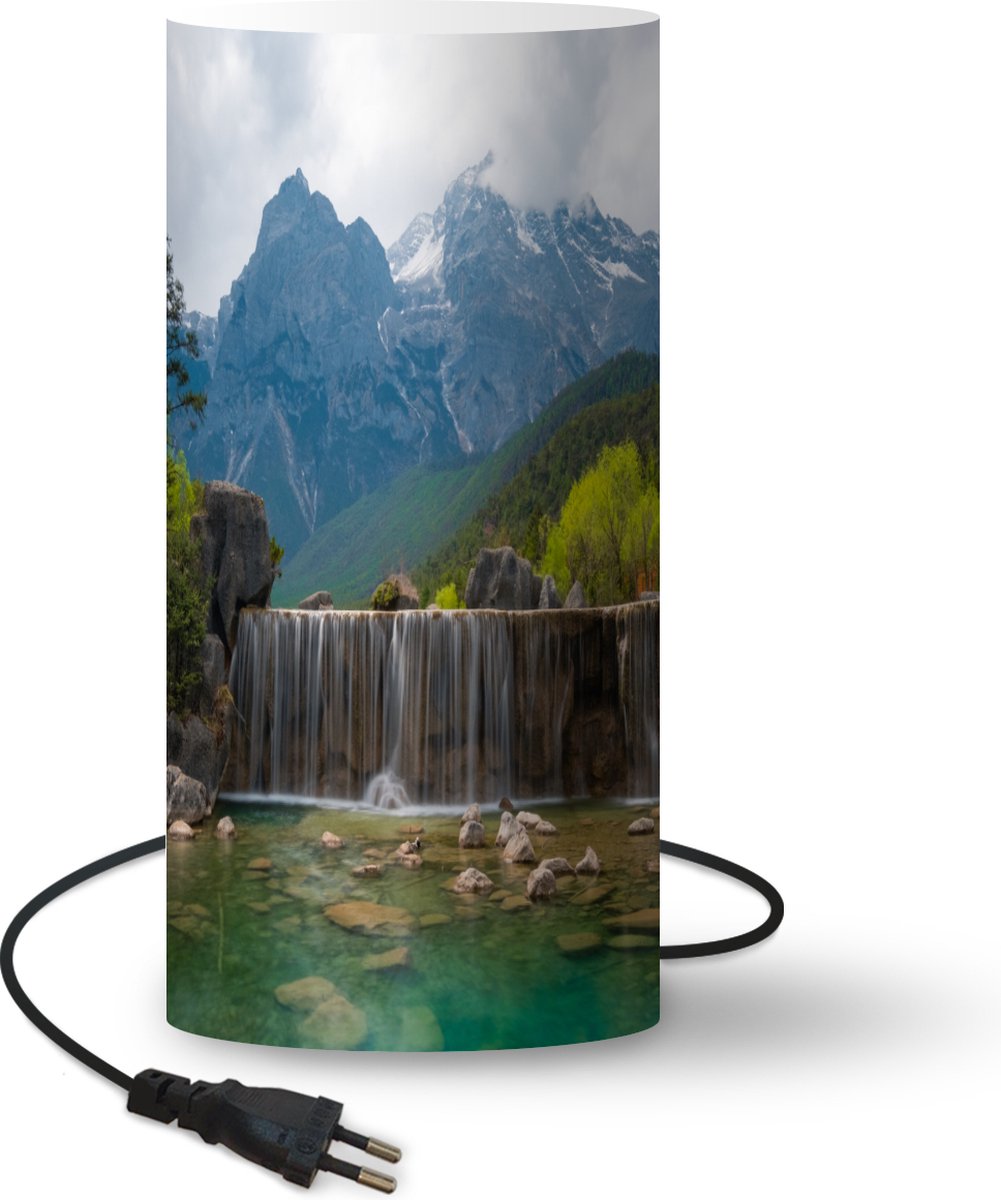 Lamp - Nachtlampje - Tafellamp slaapkamer - Waterval - Amerika - Blue Moon Valley - 54 cm hoog - Ø24.8 cm - Inclusief LED lamp