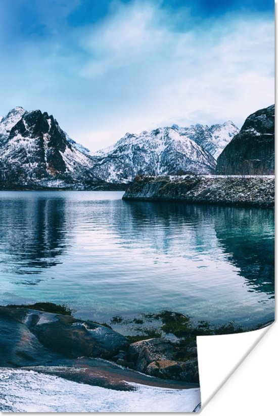 Poster Water - Bergen - Natuur - 40x60 cm - Kerstmis Decoratie - Kerstversiering - Kerstdecoratie Woonkamer - Kerstversiering - Kerstdecoratie voor binnen - Kerstmis