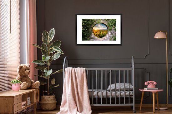 Cadre photo avec affiche - Tournesols - Vue à travers - Fleurs - Soleil - 90x60 cm - Cadre pour affiche