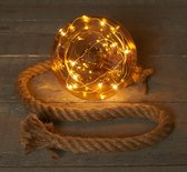 2x stuks verlichte glazen kerstballen aan touw met 15 lampjes goud/warm wit 15 cm - Decoratie kerstballen met licht